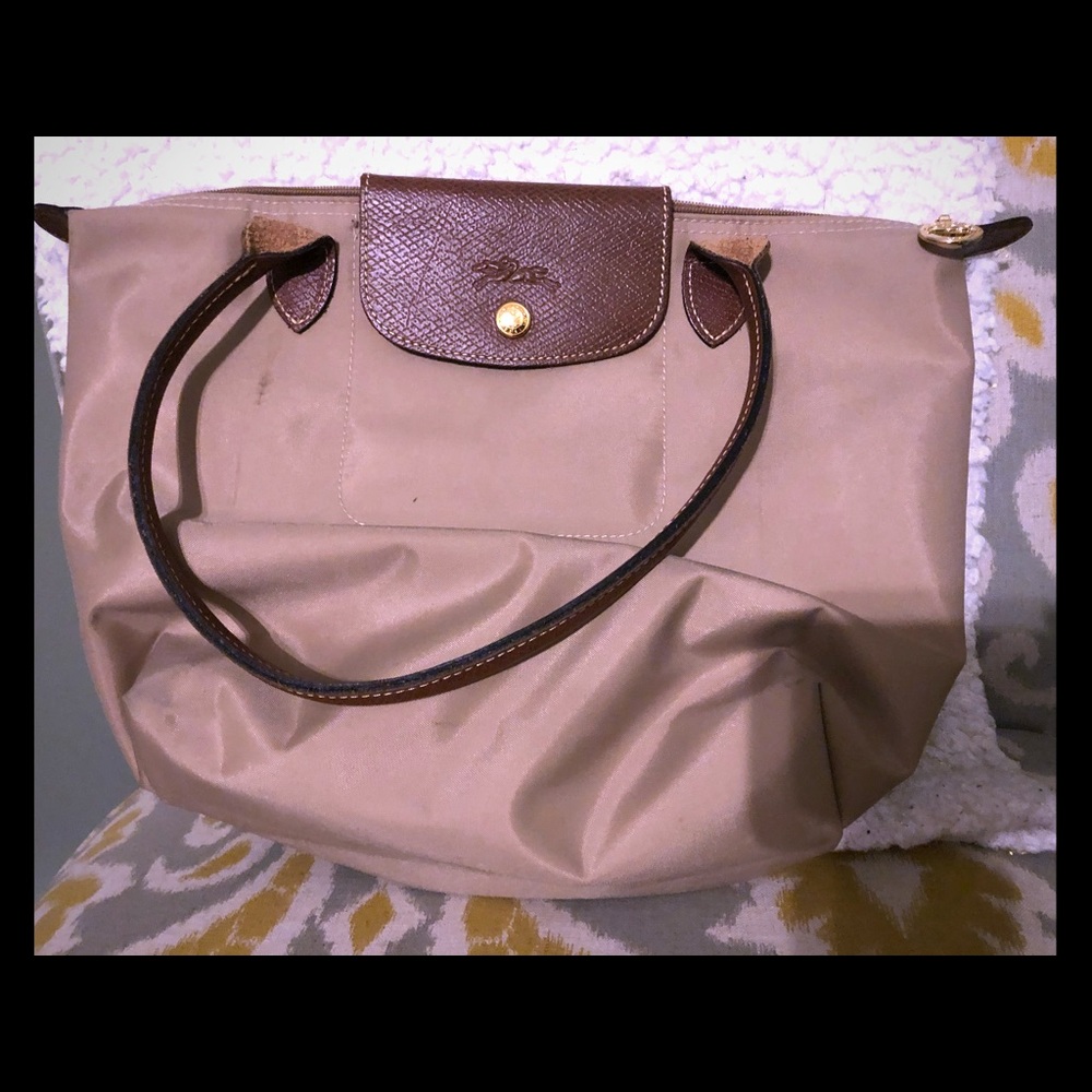 Beige longchamp bag
